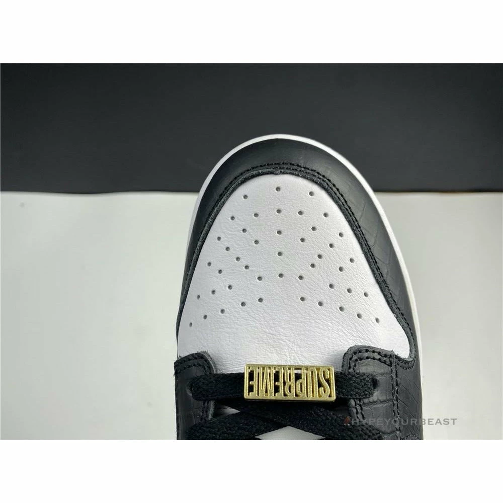 S*p*e x nike sb dunk low black