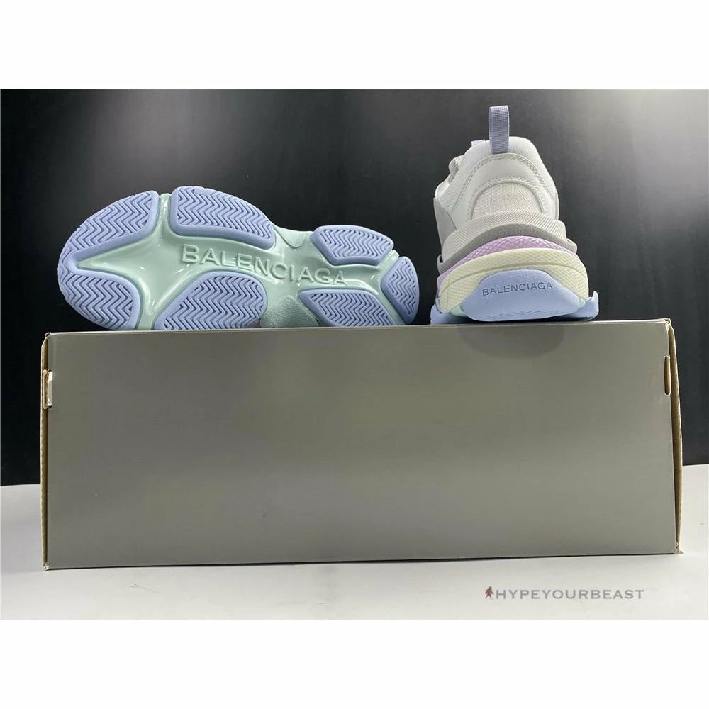 Ba*len*cia*ga triple s bcg triple s grey / pink