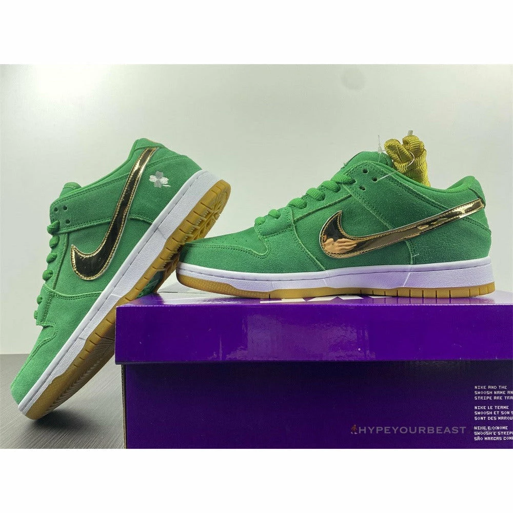 Nike Dunk Low ‘Lucky Green’