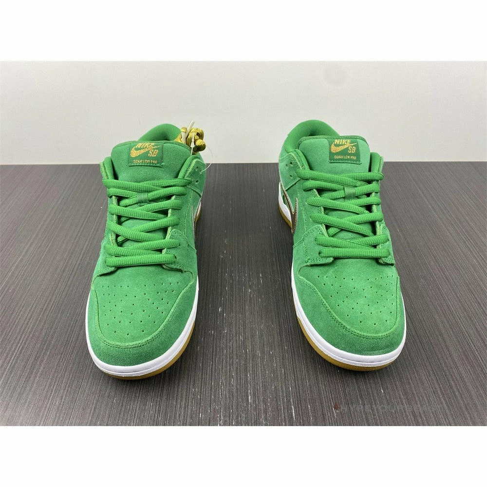 Nike Dunk Low ‘Lucky Green’