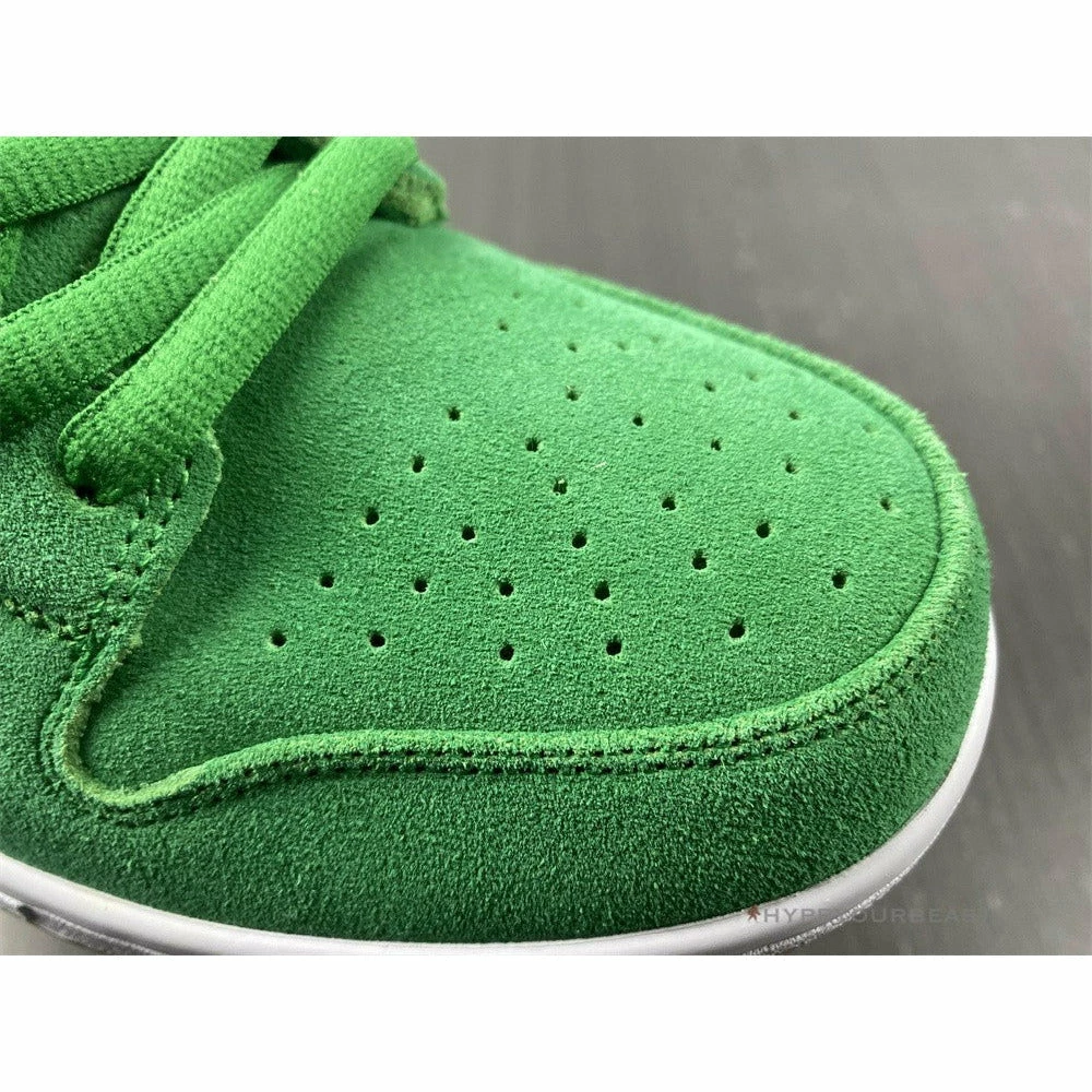 Nike Dunk Low ‘Lucky Green’