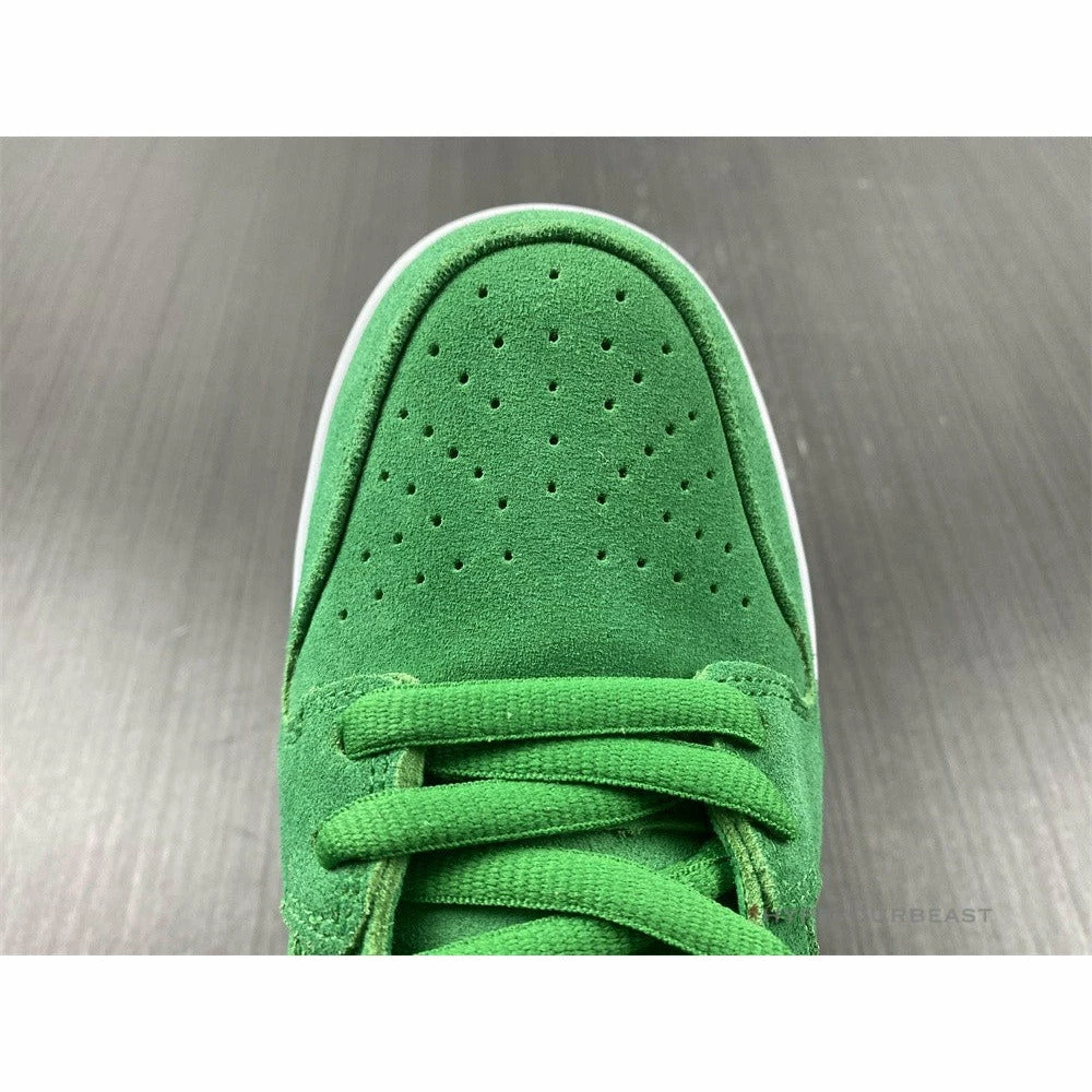 Nike Dunk Low ‘Lucky Green’