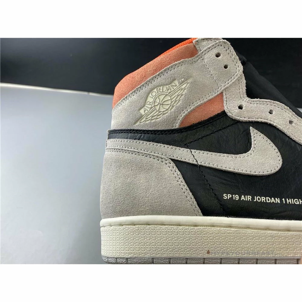 Air Jordan 1 Retro High OG Neutral Grey Hyper Crimson