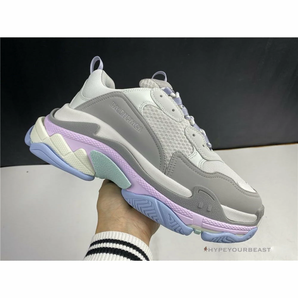 Ba*len*cia*ga triple s bcg triple s grey / pink