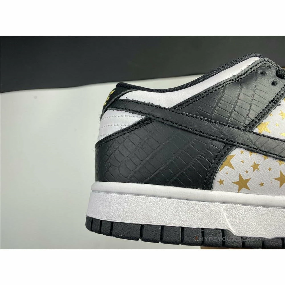 S*p*e x nike sb dunk low black
