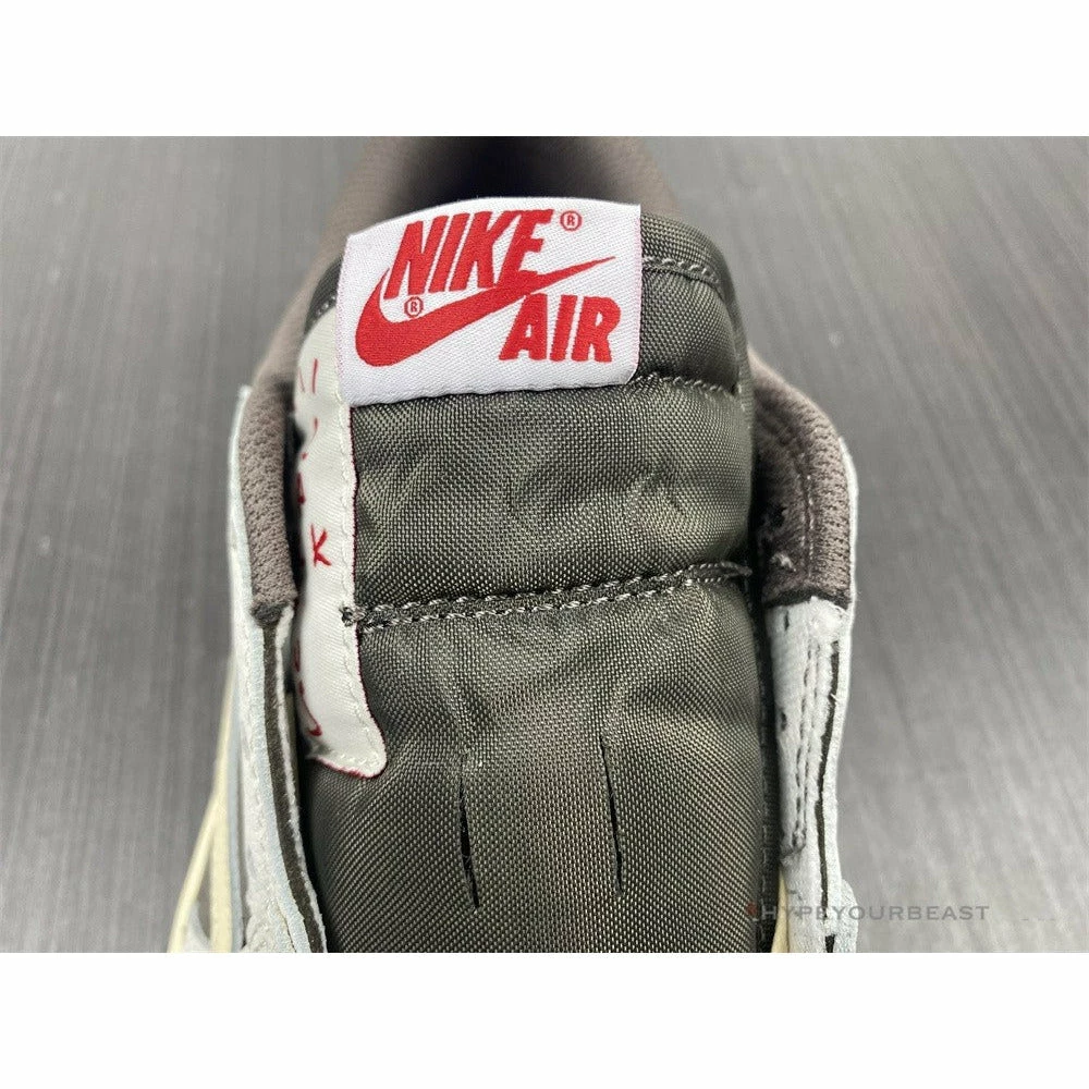 Air Jordan 1 Low X Travis Scott Grey
