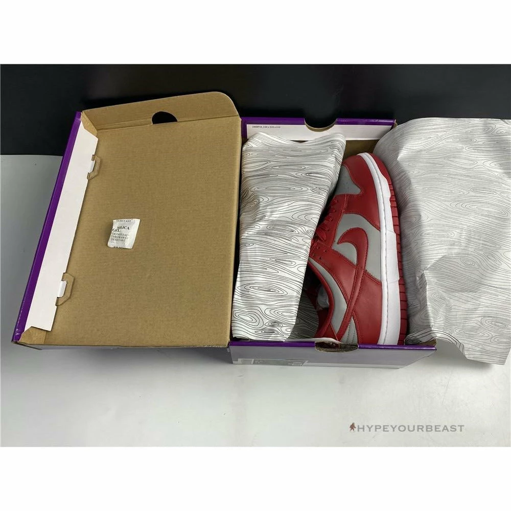 Nike Dunk SB Low ‘University Red’