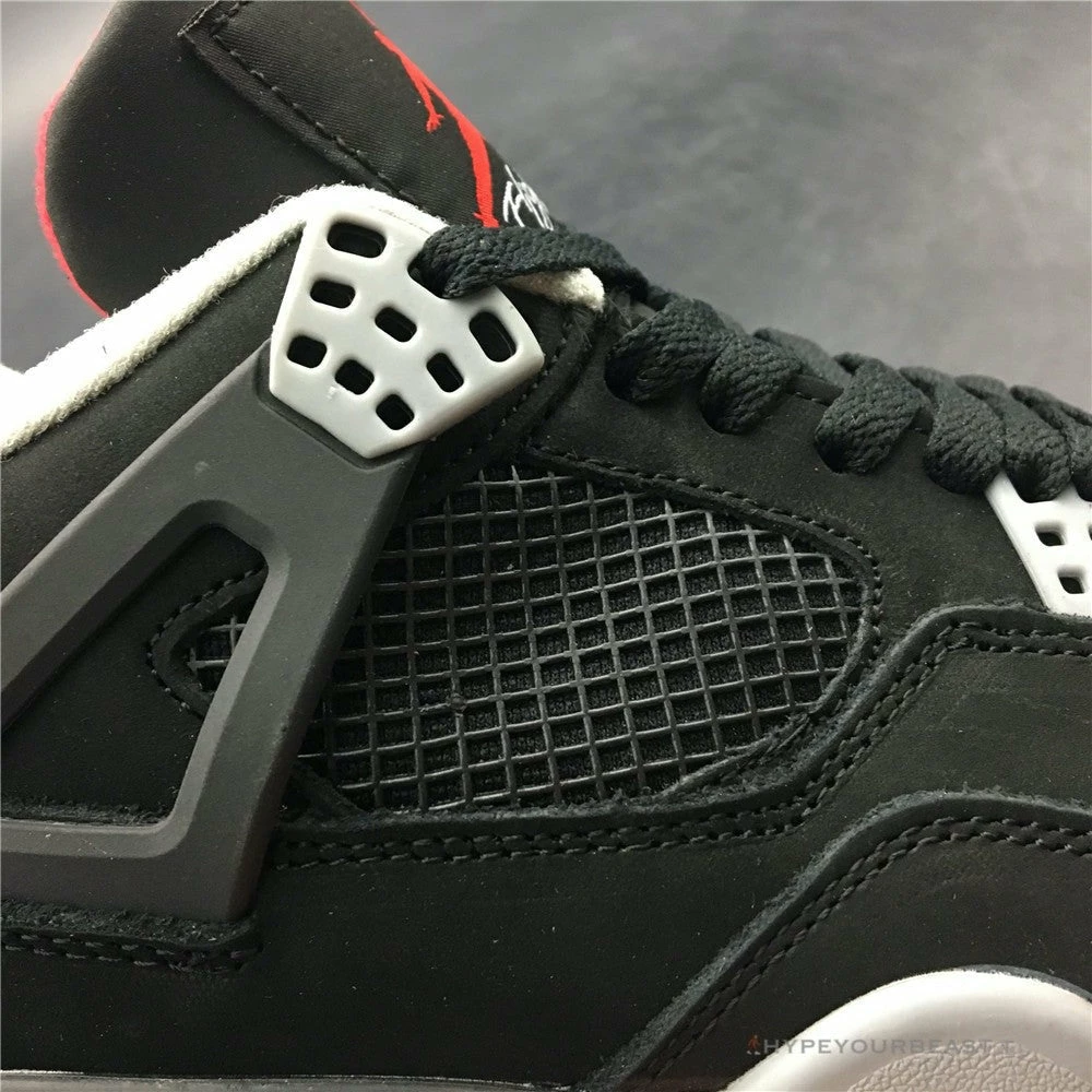 Air Jordan 4 Bred