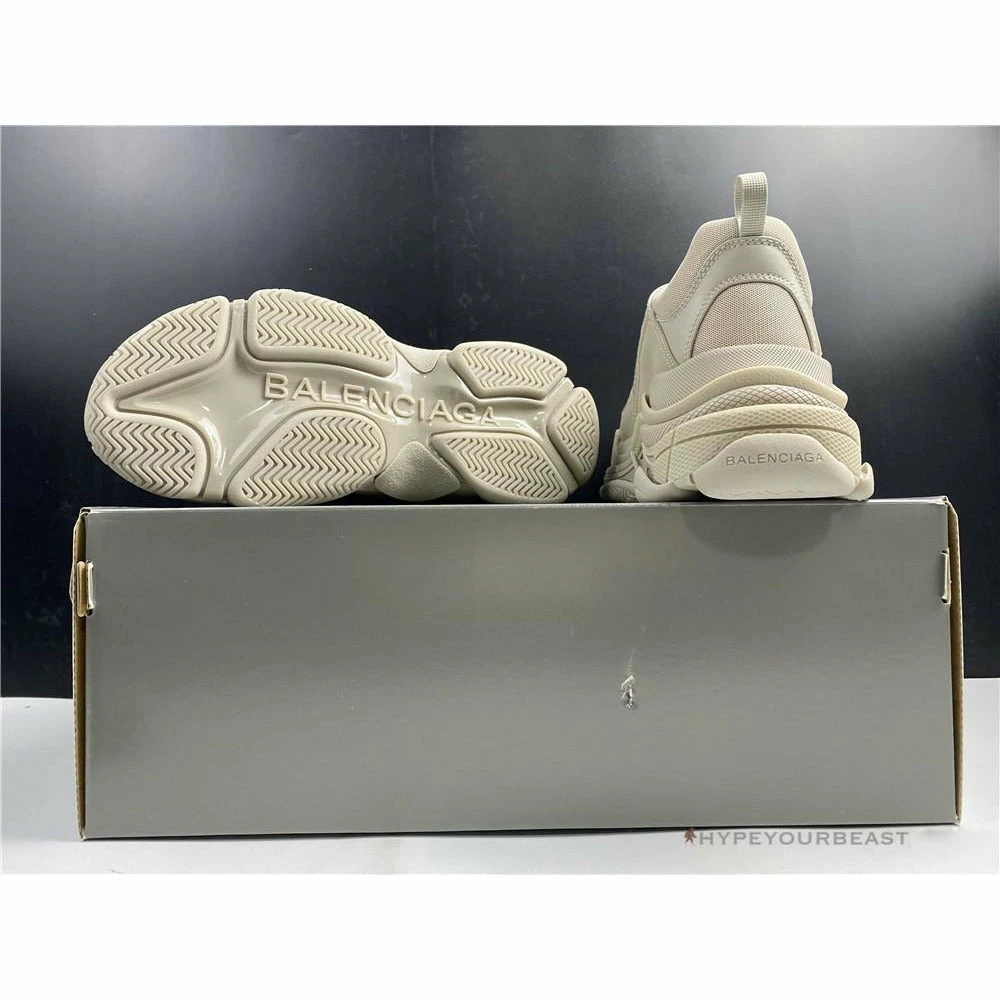 Ba*len*cia*ga triple s bcg triple s beige