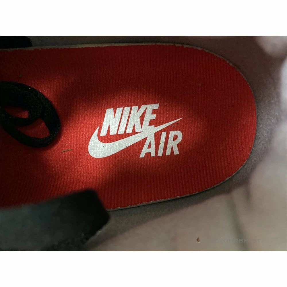 Air Jordan 3 Retro ‘Red Cement’