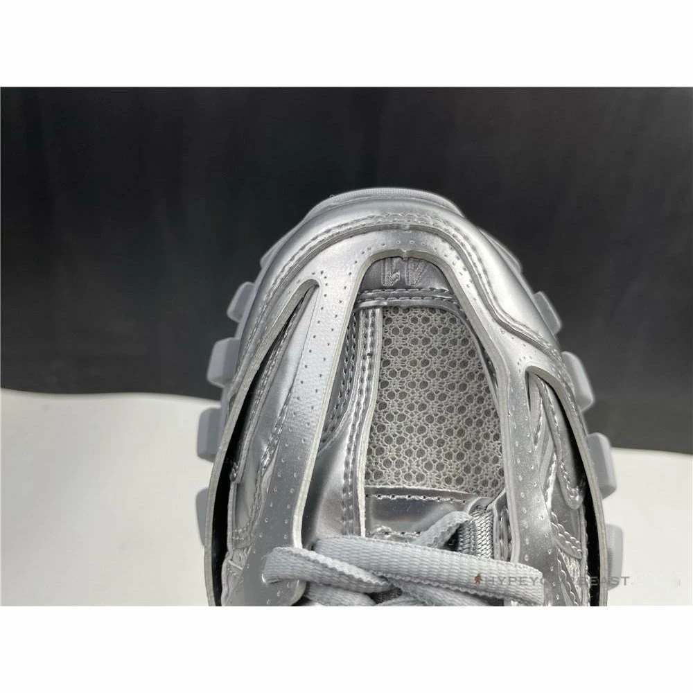 hypeyourbeast Ba*len*cia*ga track bcg track sneakers 3.0 grey metallic