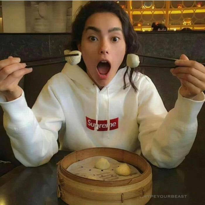S*p*e box logo hoodie white red