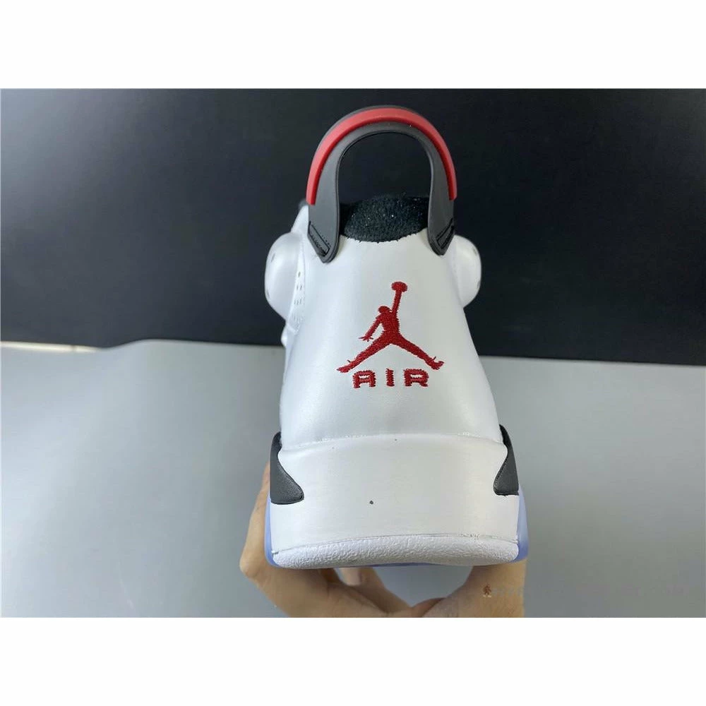 Air Jordan 6 Retro OG ‘Carmine’