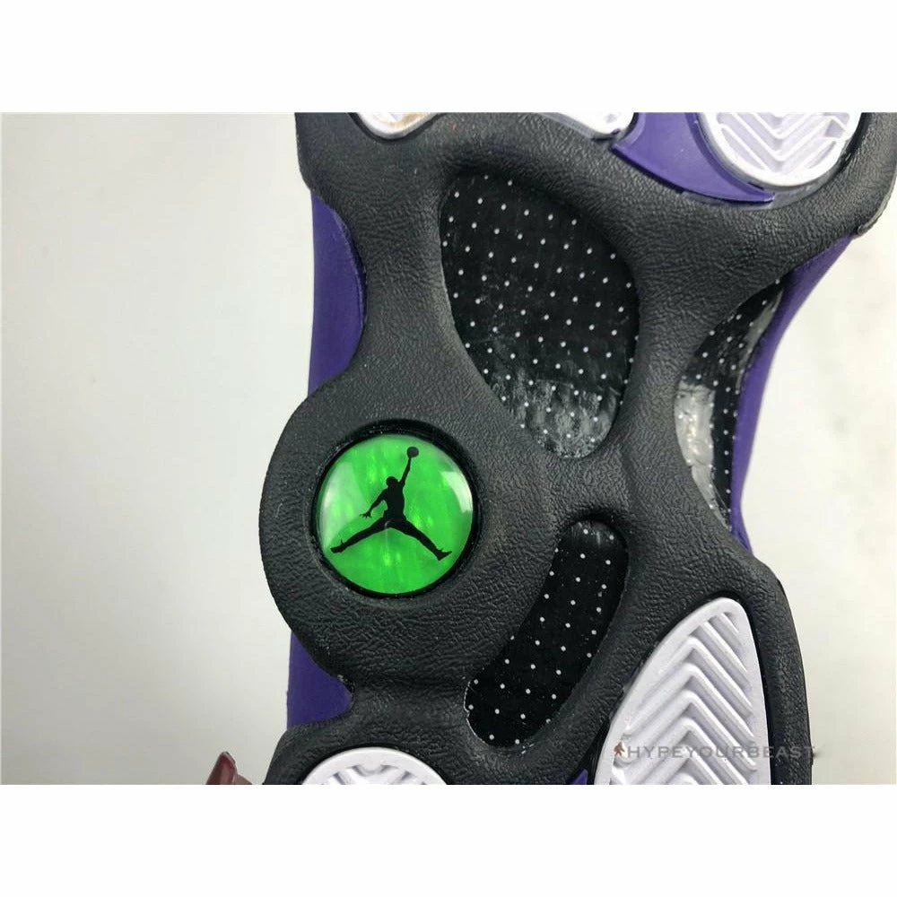 Air Jordan 13 Black / Purple