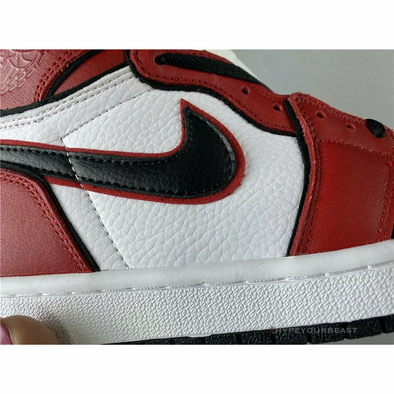 Air Jordan 1 High Chicago ‘Double Hook’