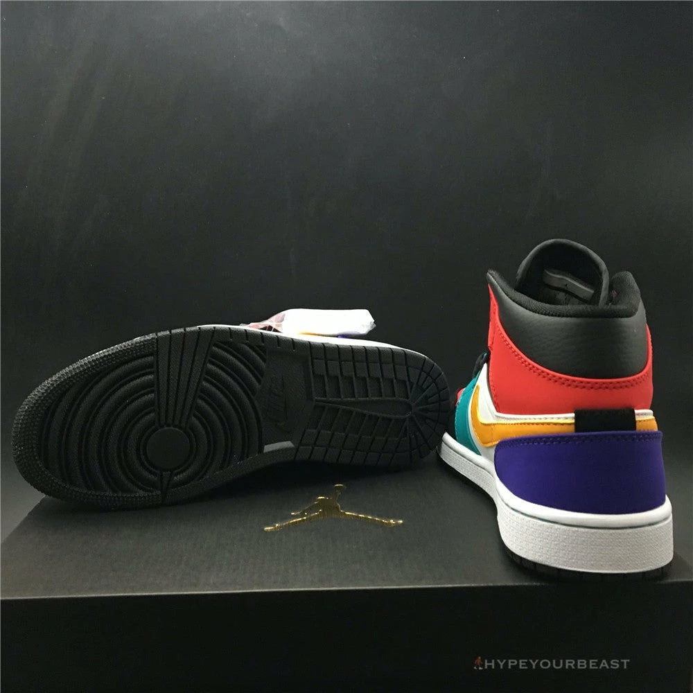 Air Jordan 1 Mid SE WMNS ‘Multi Patent’