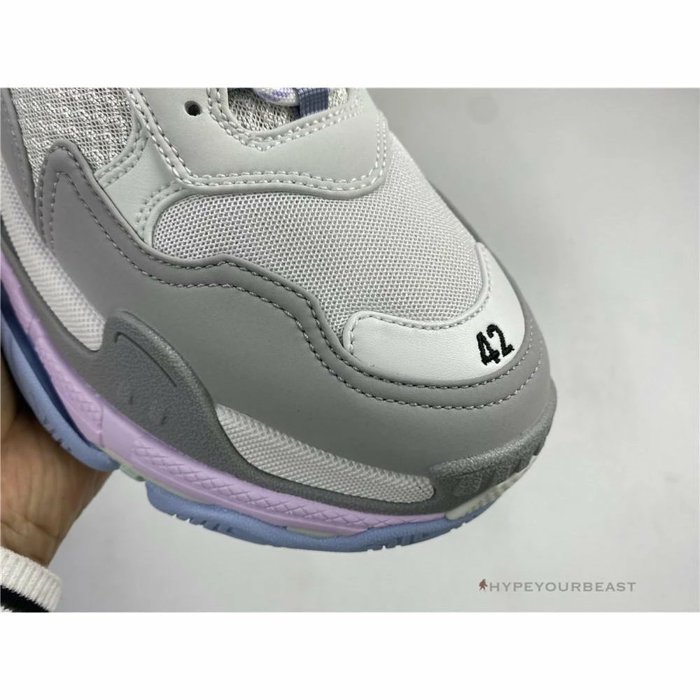 Ba*len*cia*ga triple s bcg triple s grey / pink