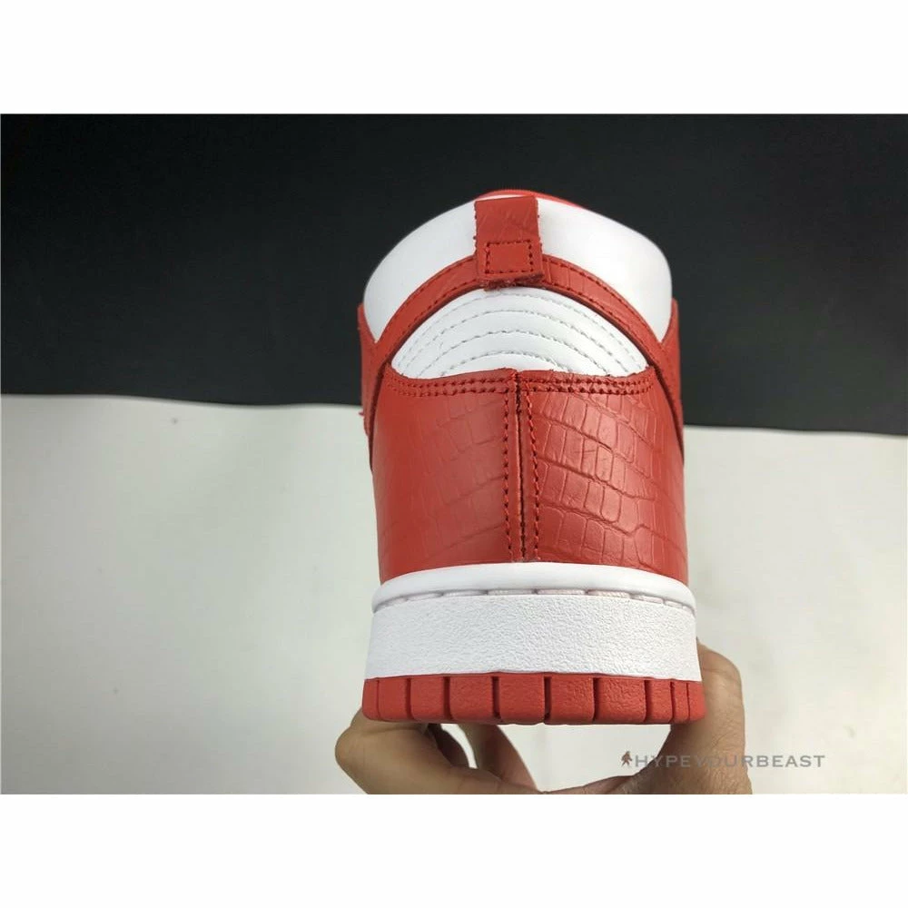 nike dunk high x S*p*e red