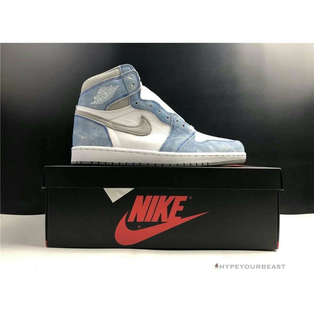 Air Jordan 1 High ‘Hyper Royal’