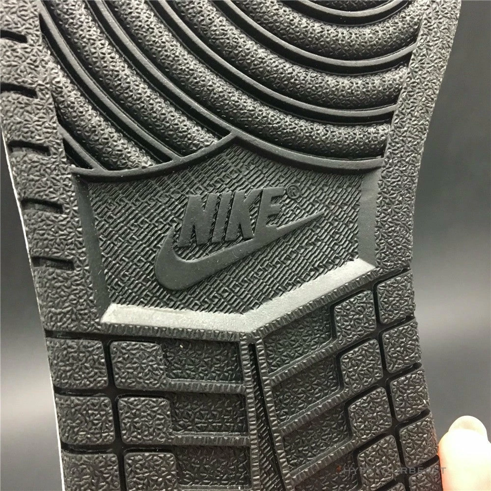 Air Jordan 1 Retro High Sports Illustrated (A Star Is Born)