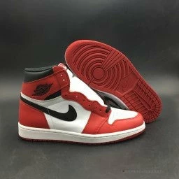 HypeYourBeast Air Jordan 1 Retro High OG ‘Chicago’