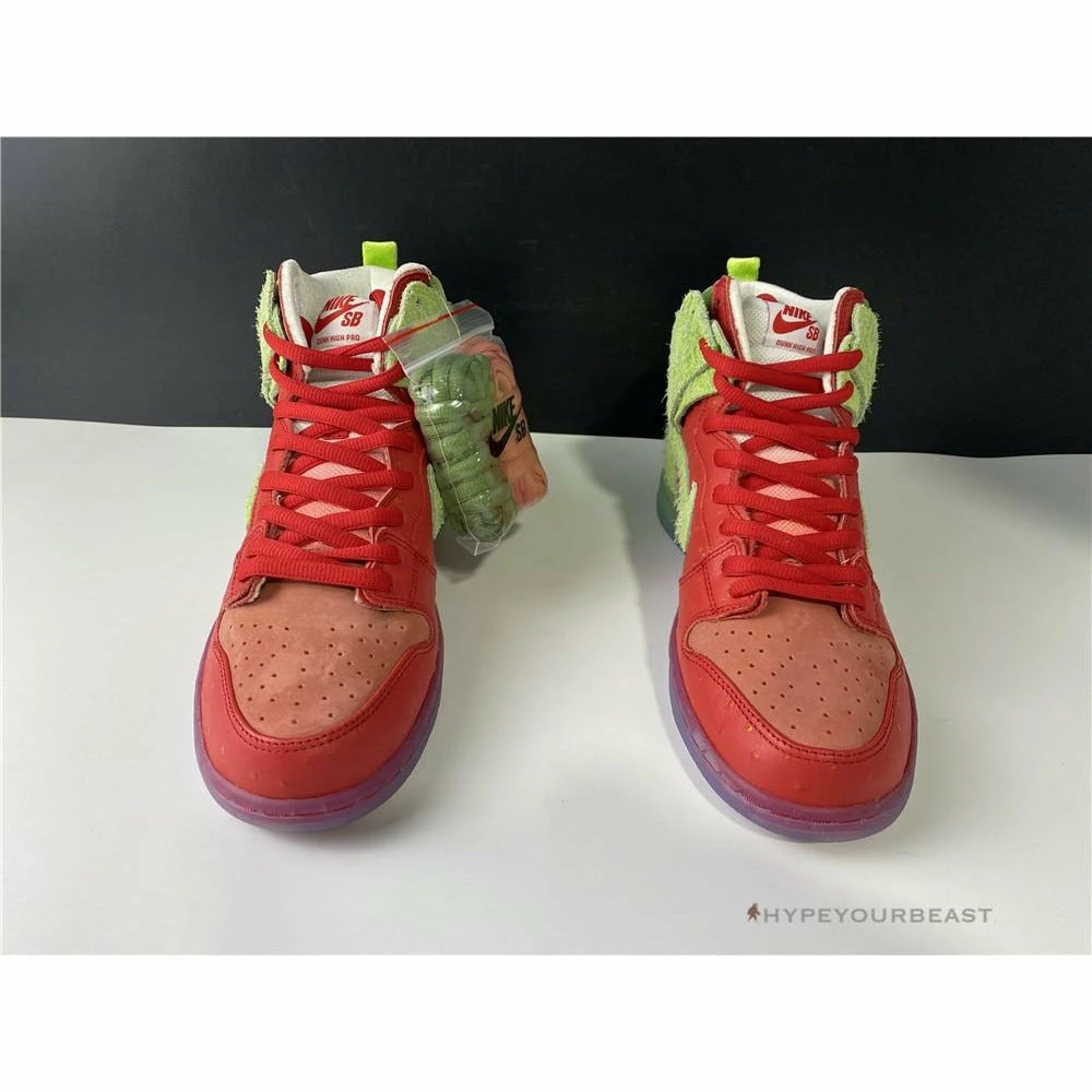 Nike Sb Dunk High ‘Strawberry Cough’