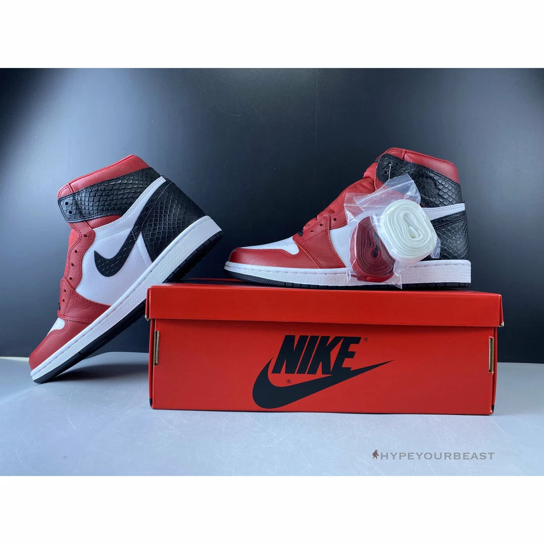 Air Jordan 1 Retro High Snake Chicago Satin