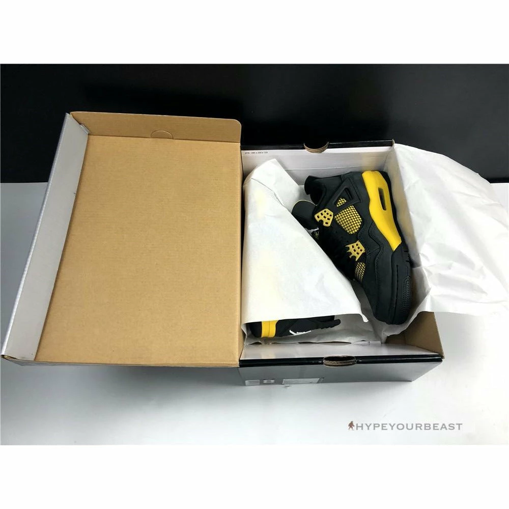 Air Jordan 4 ‘Thunder’
