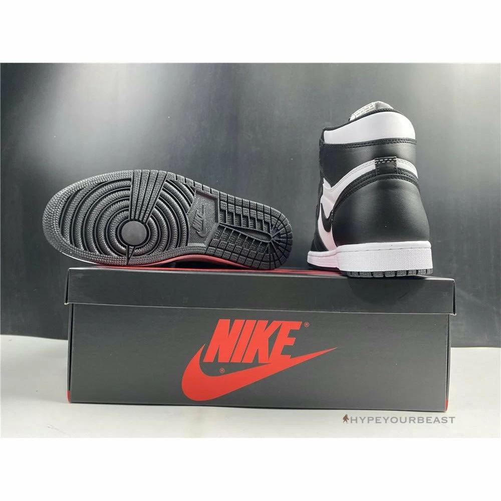 Air Jordan 1 Retro High OG ‘Black White’