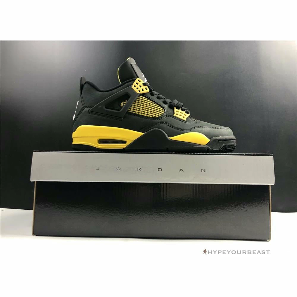 Air Jordan 4 ‘Thunder’