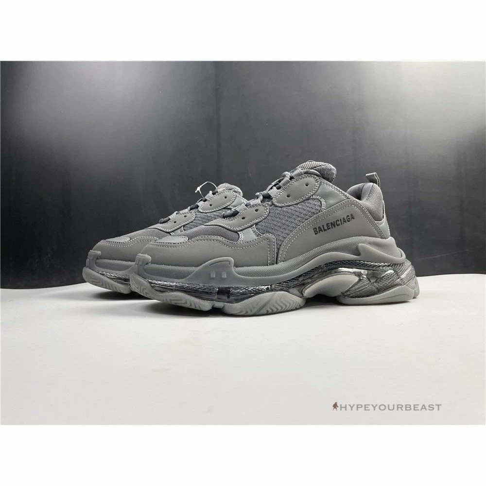 hypeyourbeast Ba*len*cia*ga triple s bcg triple s matte grey
