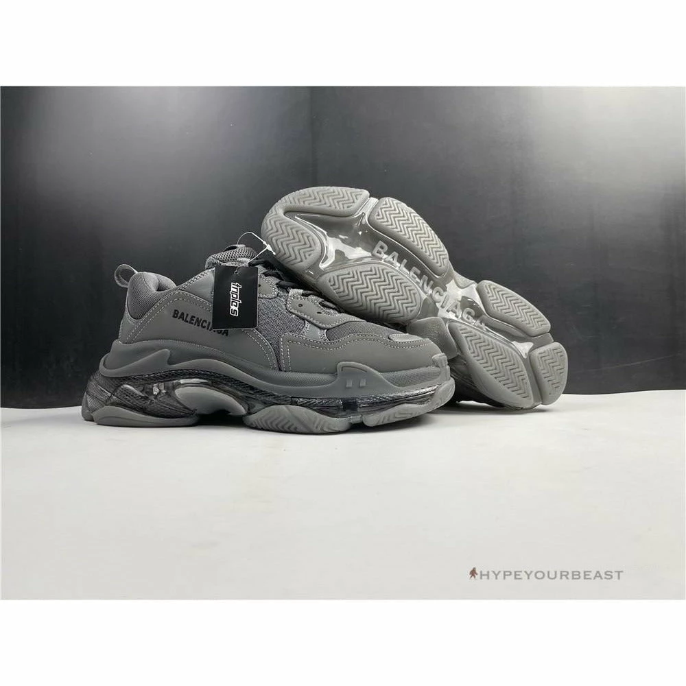 hypeyourbeast Ba*len*cia*ga triple s bcg triple s matte grey