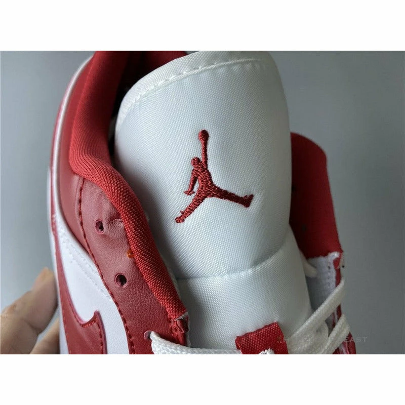 Air Jordan 1 Low ‘Gym Red’
