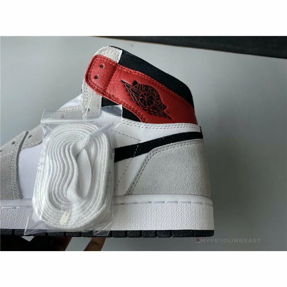 Air Jordan 1 High ‘Light Smoke Grey’