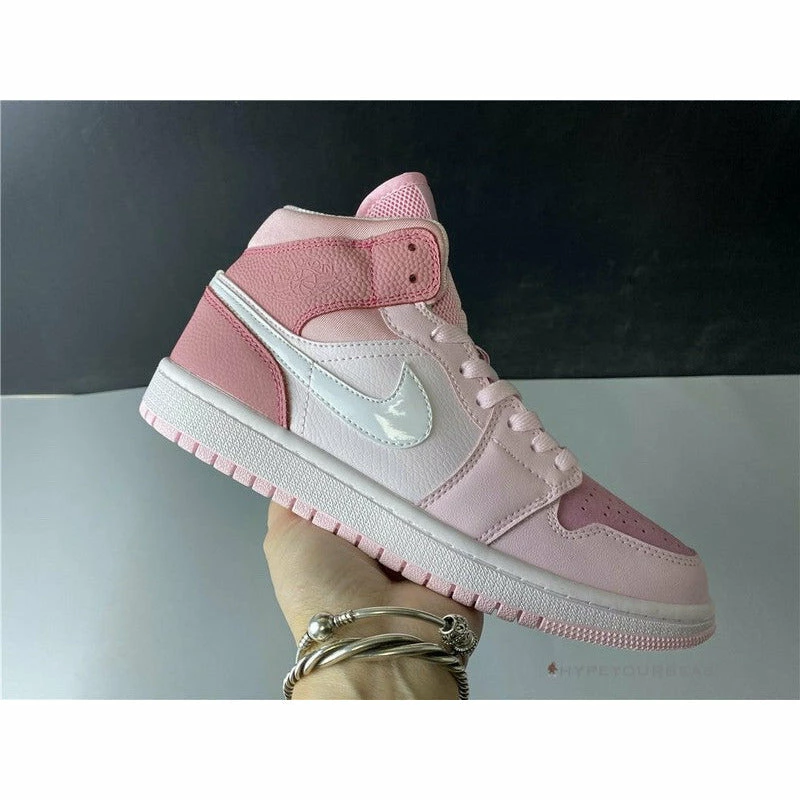 Air Jordan 1 Mid ‘Digital Pink’