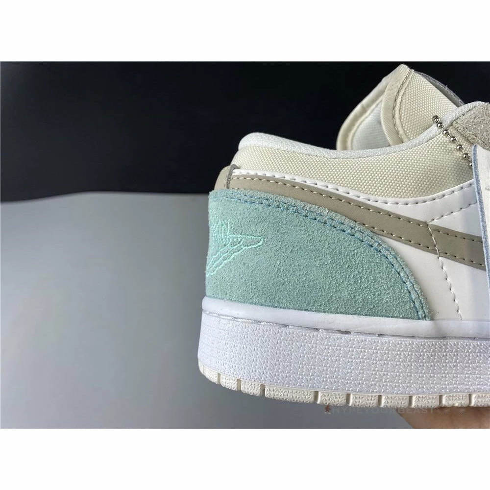 Air Jordan 1 Low Paris