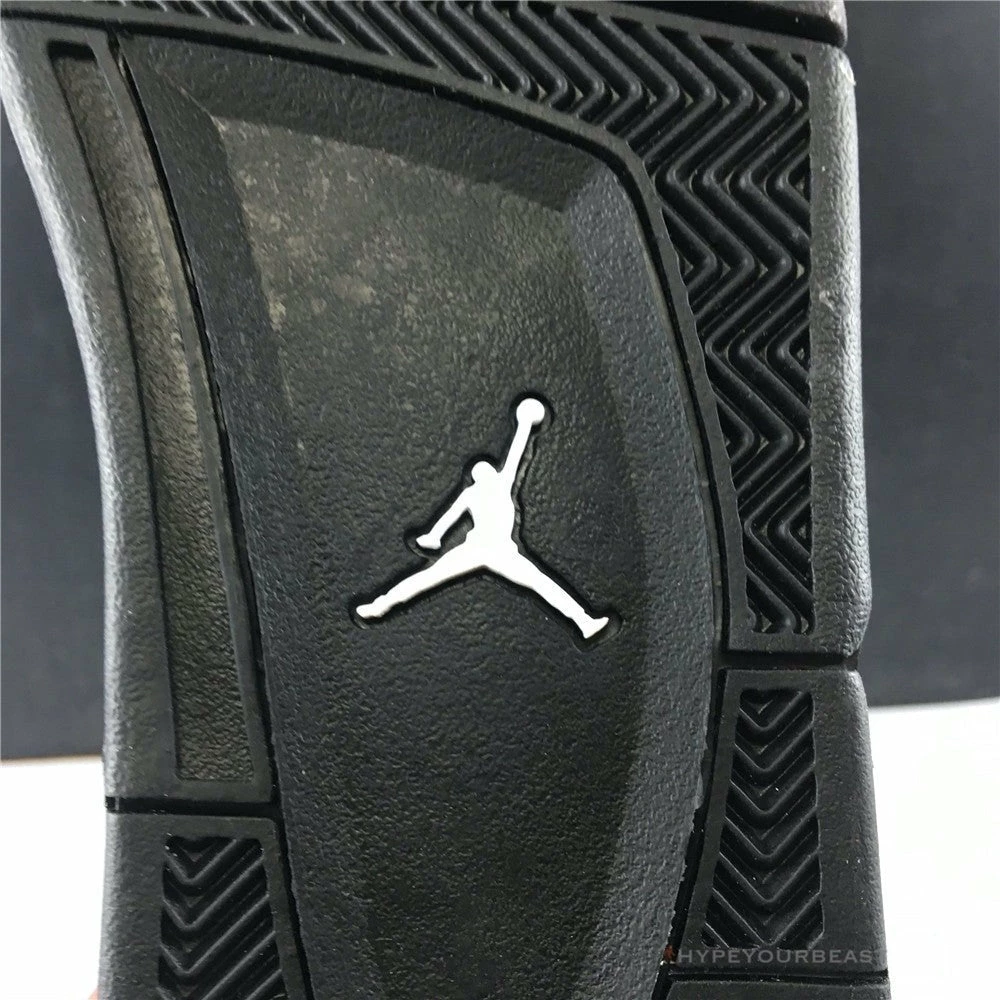 Air Jordan 4 ‘Black Cat’