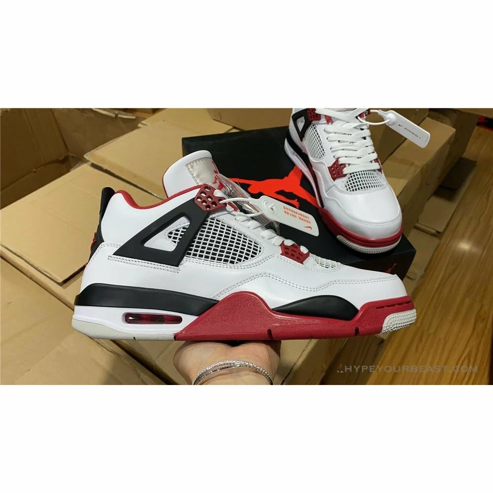 Air Jordan 4 ‘Fire Red’