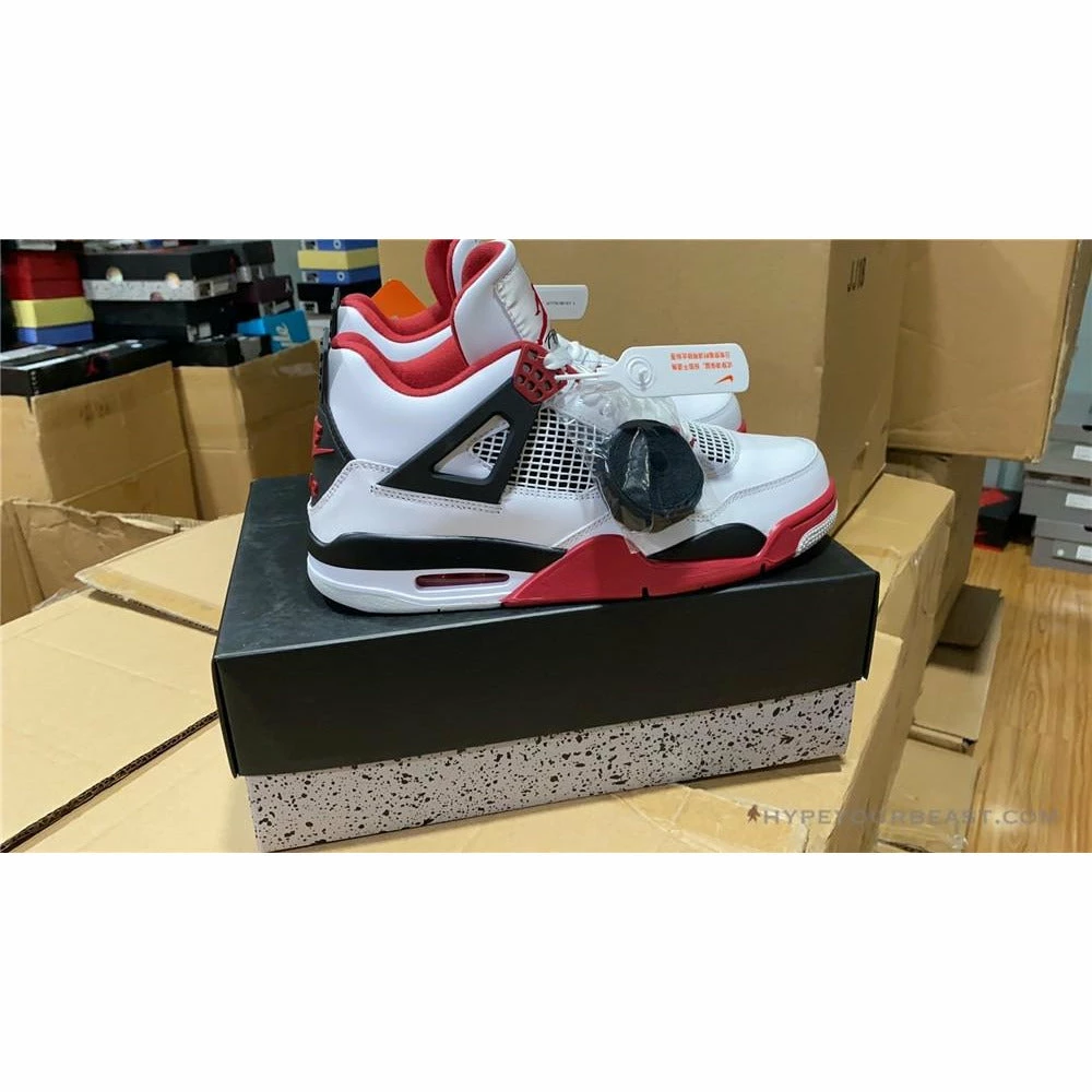 Air Jordan 4 ‘Fire Red’