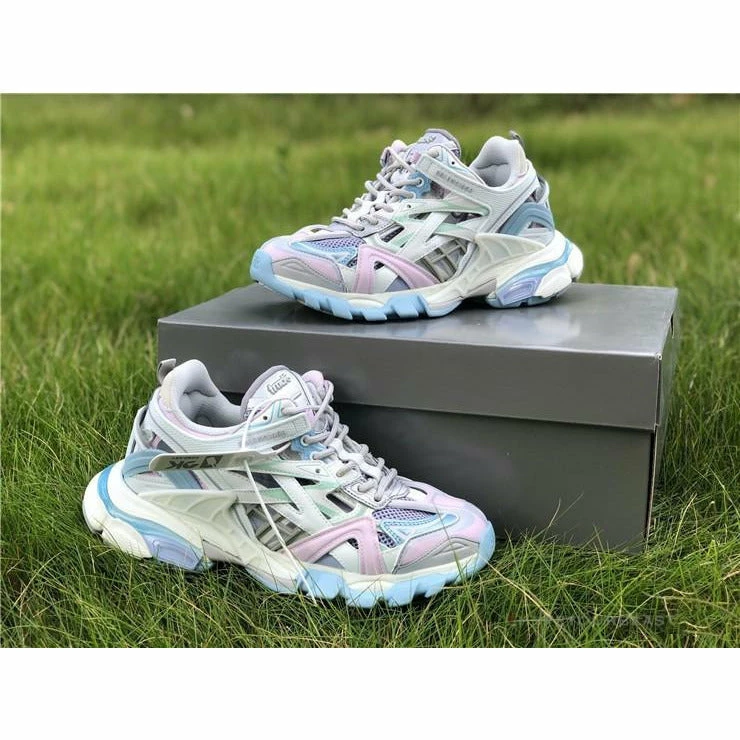 Ba*len*cia*ga bcg track sneakers 3.0 white blue