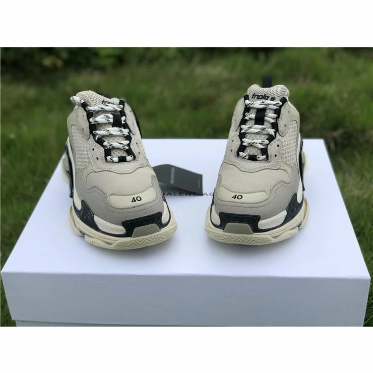 bcg triple s vanille Ba*len*cia*ga