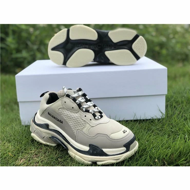 bcg triple s vanille Ba*len*cia*ga