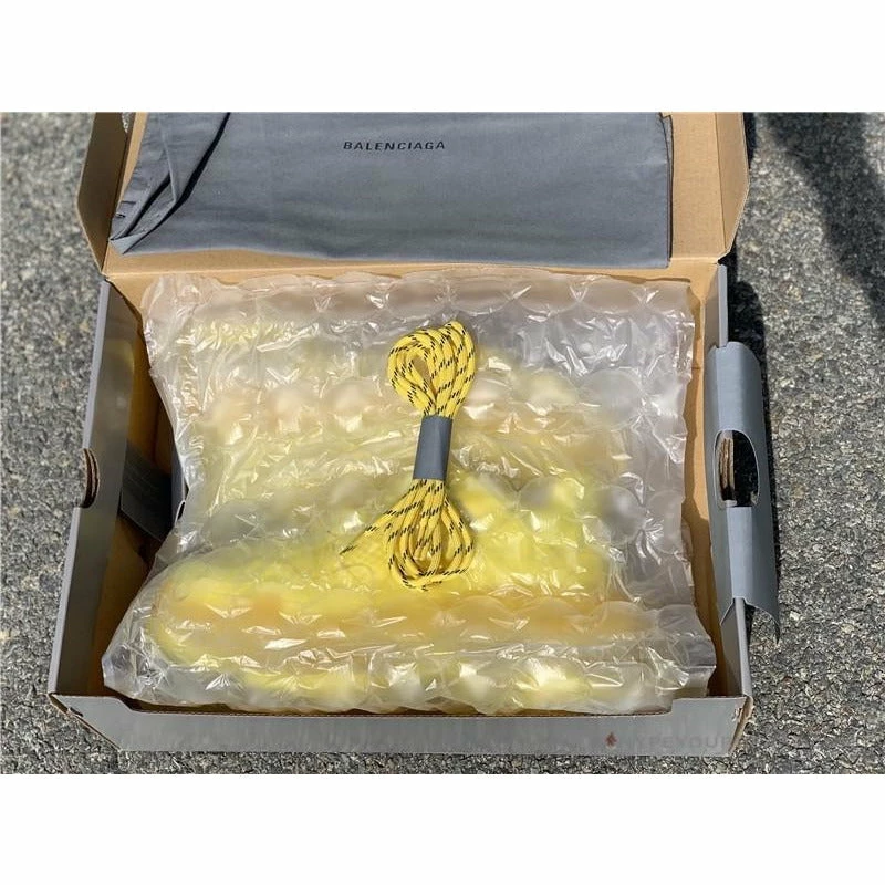 bcg triple s ‘yellow’ Ba*len*cia*ga triple s