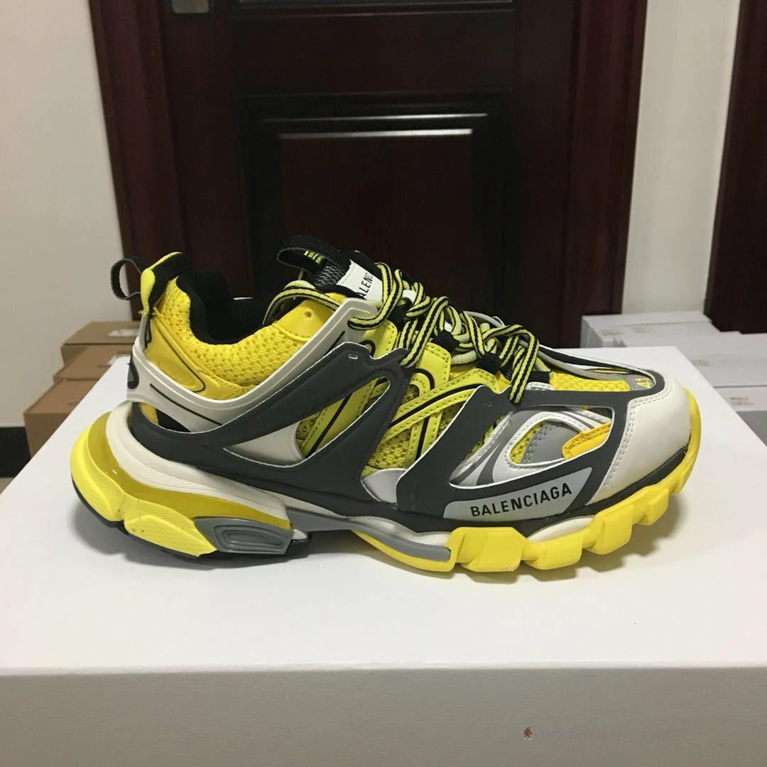 Ba*len*cia*ga bcg track sneakers yellow black white