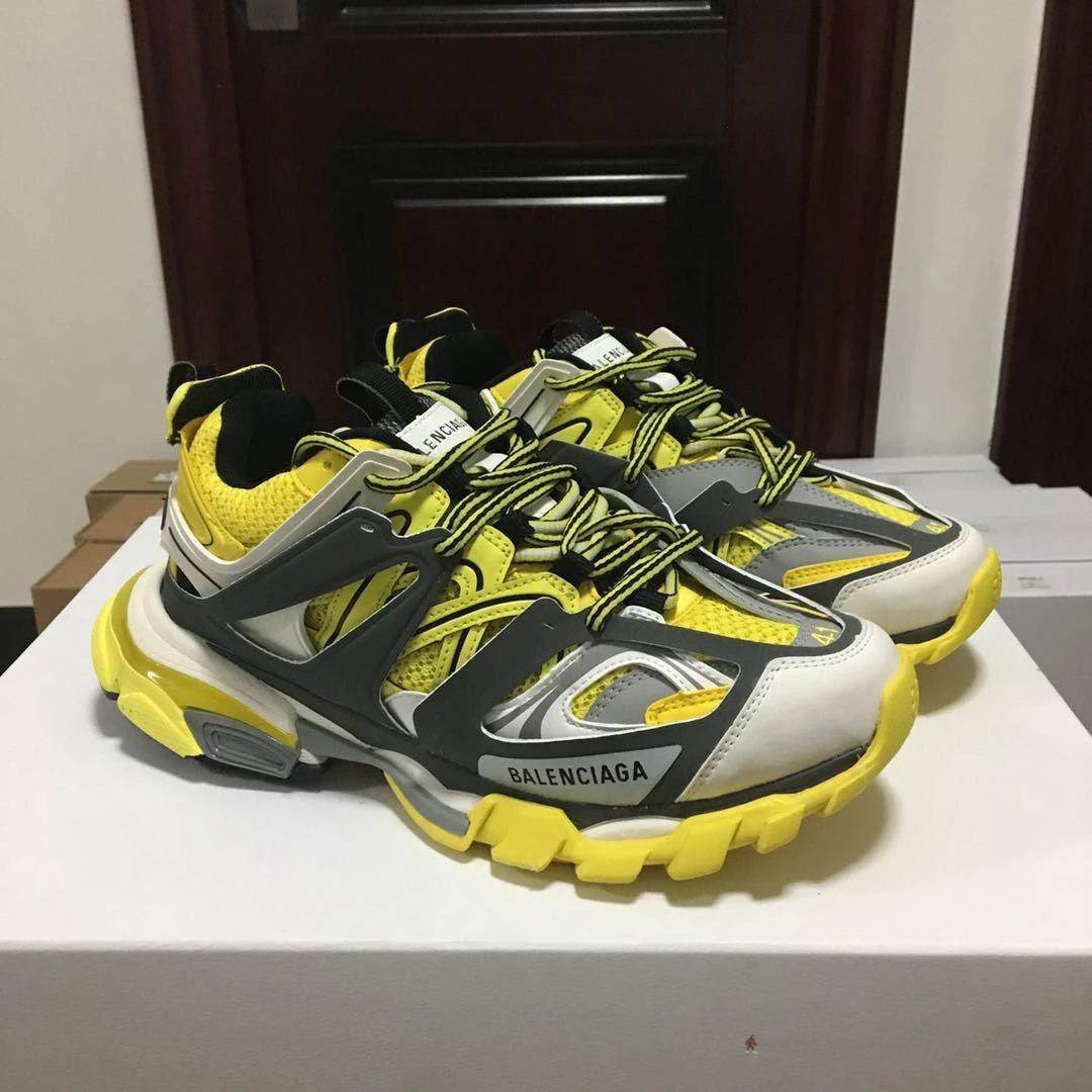 Ba*len*cia*ga bcg track sneakers yellow black white