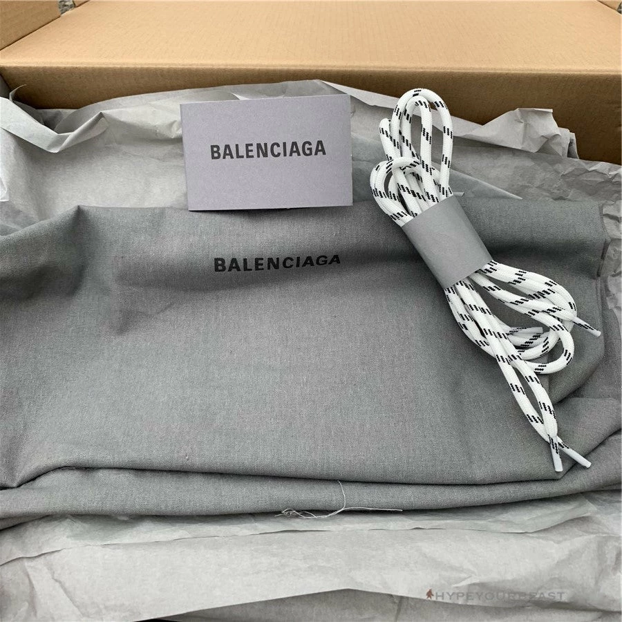 Ba*len*cia*ga bcg triple s white / clear sole