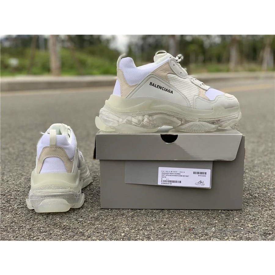 Ba*len*cia*ga bcg triple s white / clear sole