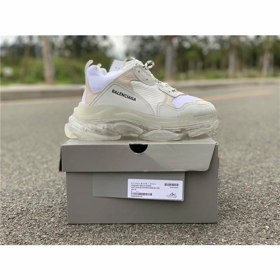 Ba*len*cia*ga bcg triple s white / clear sole