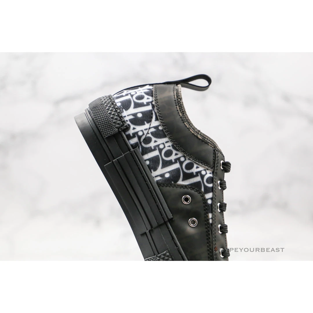 D*or b23 low black white