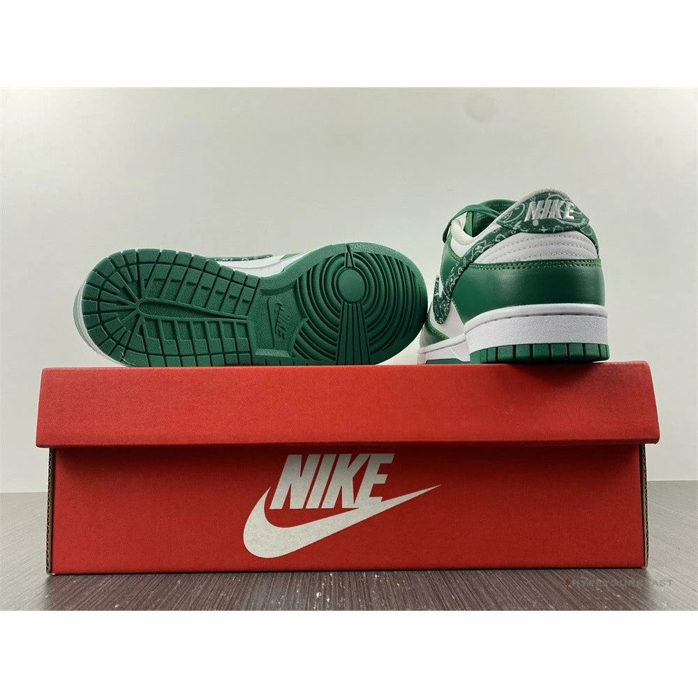 Nike Dunk Low ‘Green Paisley’